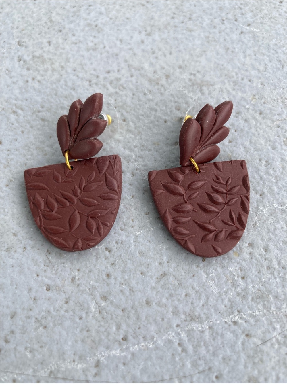 Floral dangle earrings pierced polymer clay maroon new 1.5” long